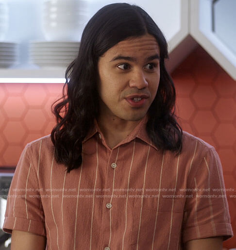 Cisco's coral striped shirt on The Flash