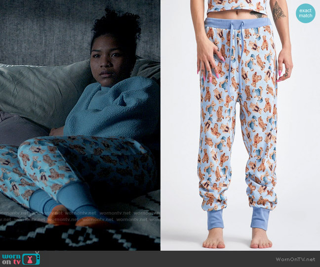 Delias by Dolls Kill Soft Double Stuffed Jogger Pants worn by Delilah (Laya DeLeon Hayes) on The Equalizer