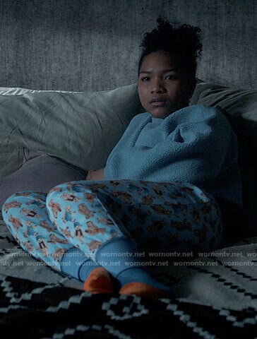 Delilah’s blue teddy bear print pants on The Equalizer