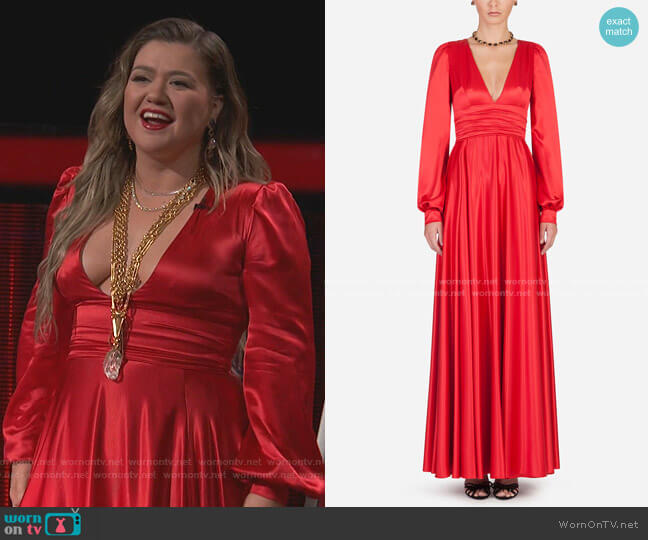 Long Silk Dress by Dolce & Gabbana worn by Kelly Clarkson  on The Voice