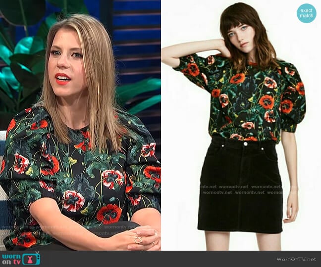 Floral Top by H&M worn by Jodie Sweetin on E! News Daily Pop