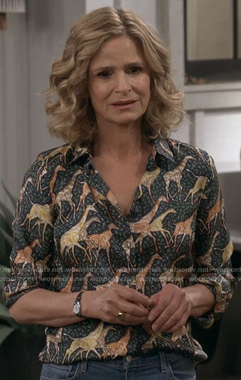 Jean’s giraffe print top on Call Your Mother