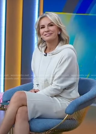 Jennifer’s white ribbed hooded dress on Good Morning America