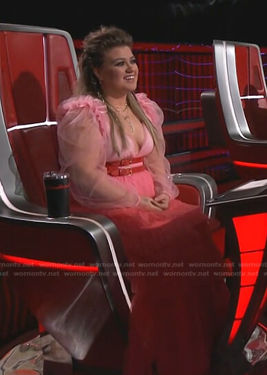 Kelly’s pink plunge neck tiered dress on The Voice