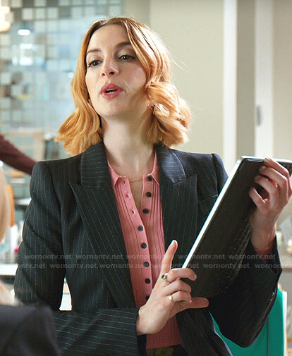 Lauren’s pink ribbed top and pinstripe blazer on Younger