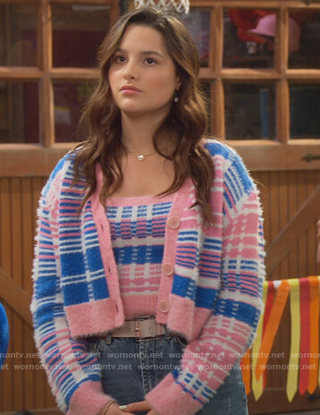 Lex's blue and pink knit top and cardigan on Side Hustle
