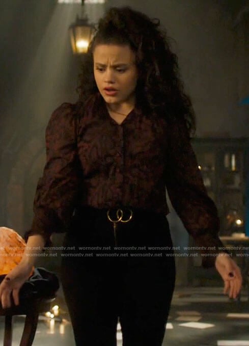 Maggie's red snake print blouse on Charmed