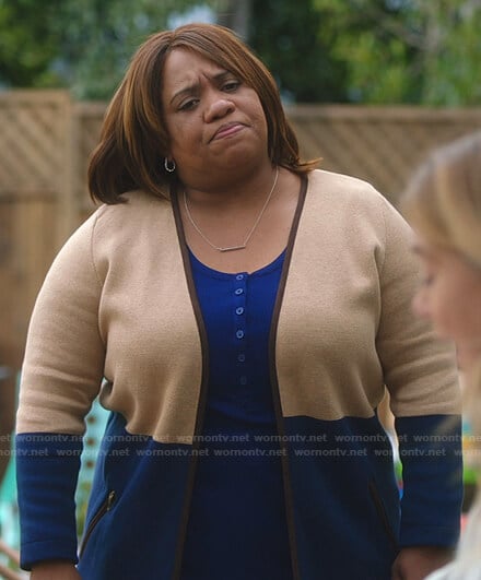 Miranda's beige and blue two-tone cardigan on Greys Anatomy