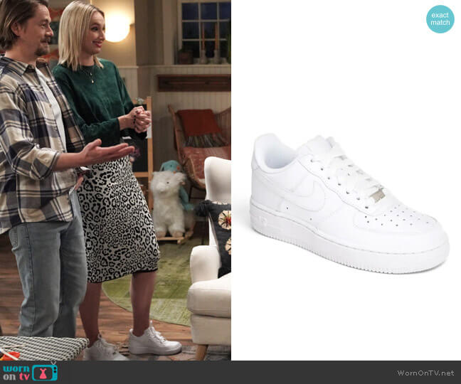 Nike Air Force 1 Sneaker worn by Mandy Baxter (Molly McCook) on Last Man Standing