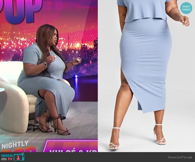 Trendy Plus Size Ribbed Knit Midi Skirt by Nina Parker worn by Nina Parker on E! News