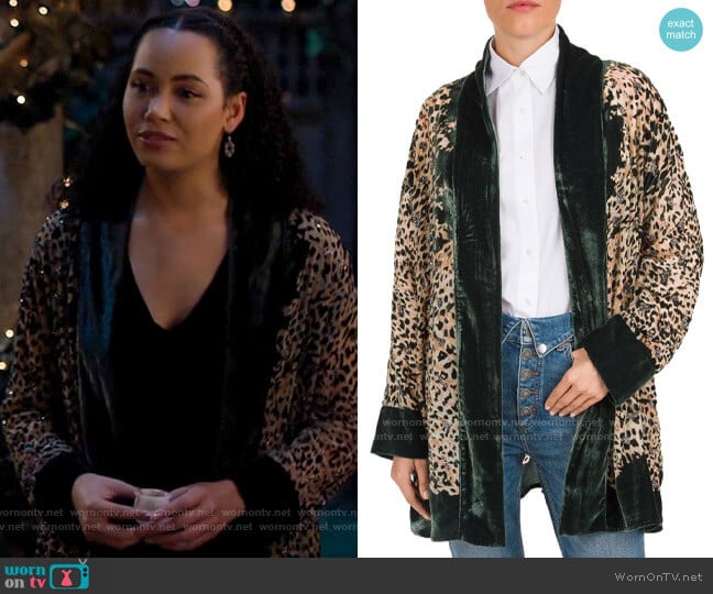 The Kooples Canyon Velvet-Detail Leopard-Print Kimono worn by Macy Vaughn (Madeleine Mantock) on Charmed