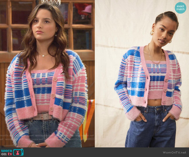 Baby Pink and Blue Plaid Cardigan by Urban Outfitters worn by Lex (Jules LeBlanc) on Side Hustle