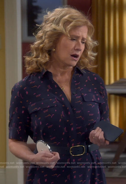 Vanessa's navy and pink printed shirtdress on Last Man Standing