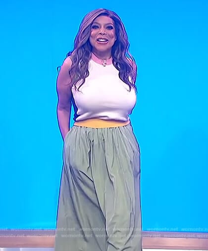 Wendy’s green midi skirt on The Wendy Williams Show