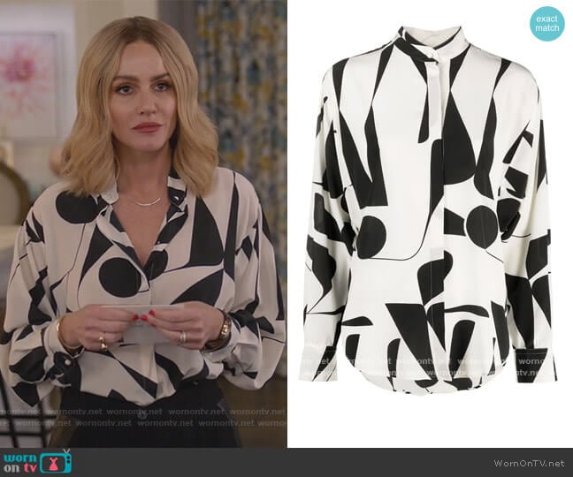 Cade geometric print blouse by Isabel Marant worn by Laura Baker (Monet Mazur) on All American