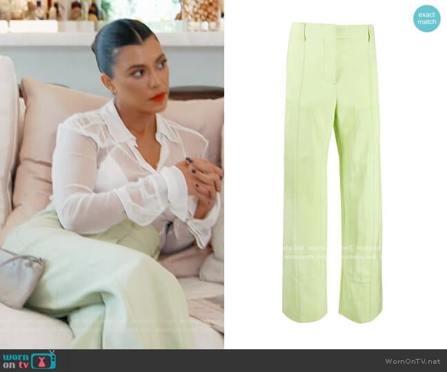 Kourtney’s green pants on Keeping Up with the Kardashians