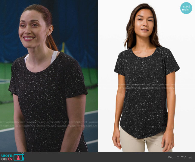 Love Crew Splatter Tee by Lululemon worn by Abigail Pershing (Sarah Power) on Good Witch