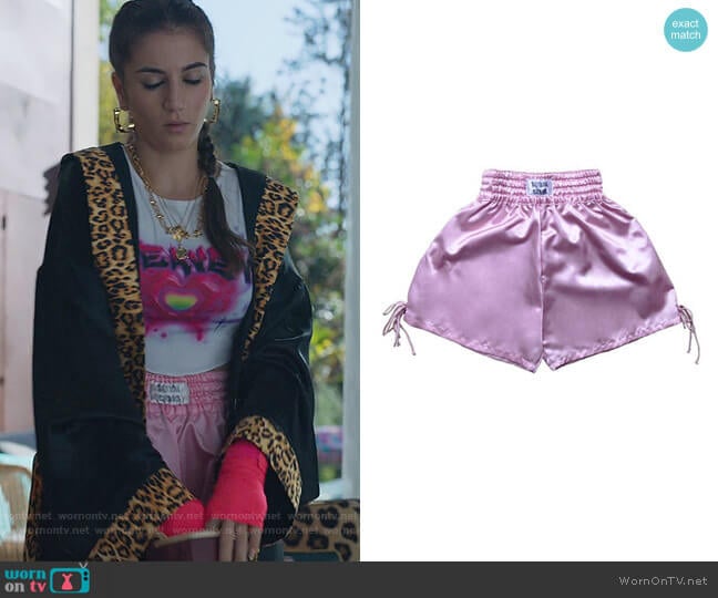 Sexual Chaos Shorts by Mnloshop worn by Rebeca (Claudia Salas) on Elite