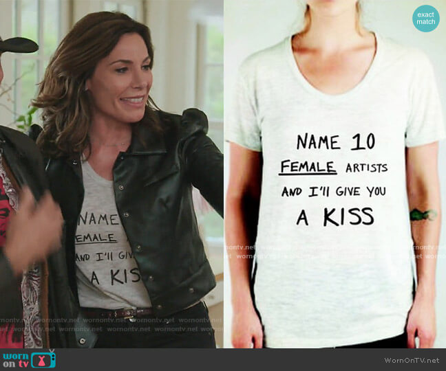 Name 10 Tee by Nicole Nadeau worn by Luann de Lesseps  on The Real Housewives of New York City