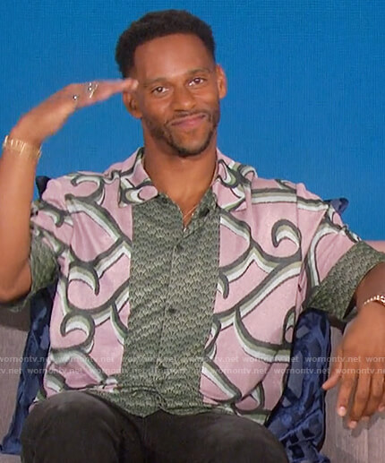 Victor Cruz’s printed shirt on The Talk