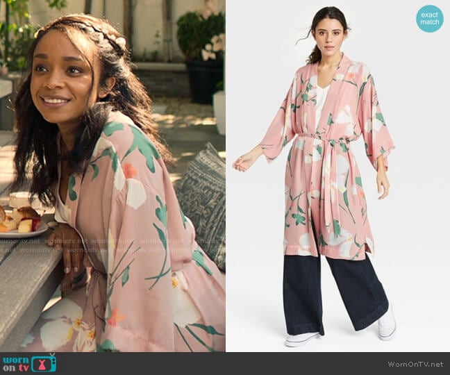 Target A New Day Floral Print Duster worn by Mia Brooks (Rachel Hilson) on Love Victor