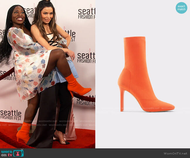 WornOnTV: Harper’s floral organza dress and orange booties on iCarly ...