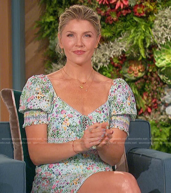 Amanda’s blue floral print sweetheart dress on The Talk