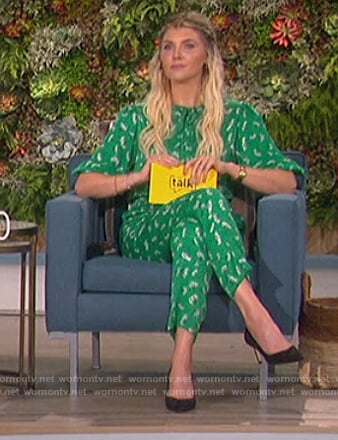 Amanda’s green floral print jumpsuit on The Talk