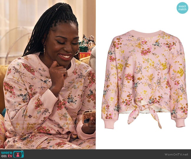 Cinq a Sept Parker Sakura Floral Tie-Front Pullover worn by Harper (Laci Mosley) on iCarly