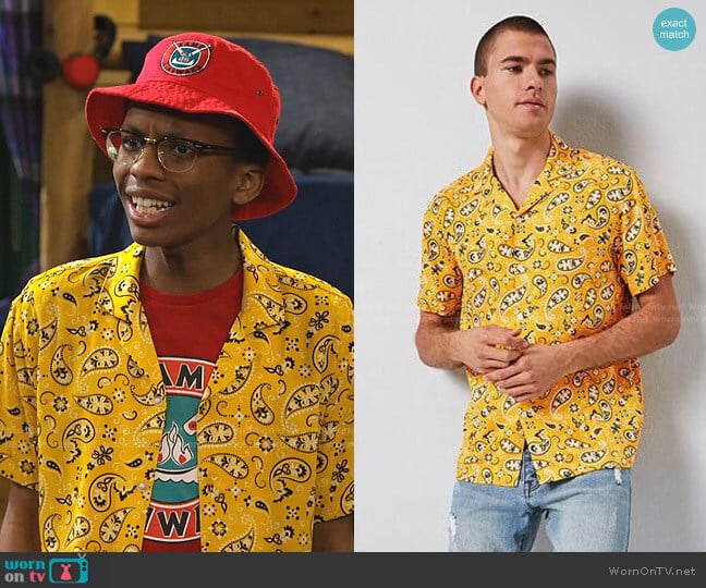 Classic Fit Paisley Print Shirt by Forever 21 worn by Noah Lambert (Israel Johnson) on Bunkd