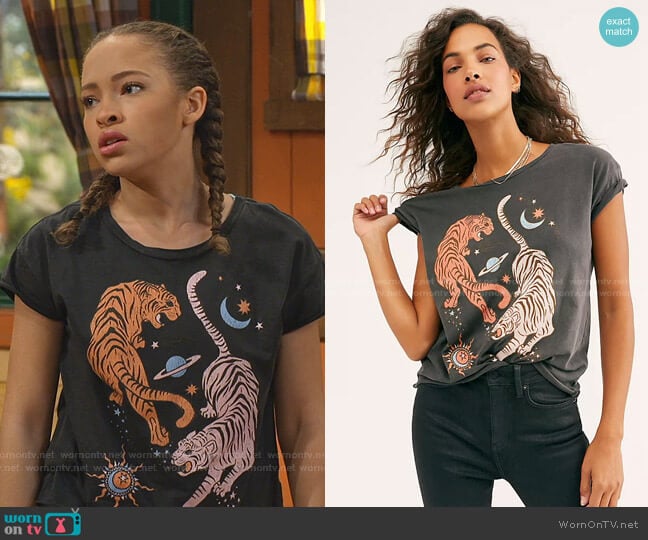 Circling Tigers Tee by Free People worn by Ava (Shelby Simmons) on Bunkd