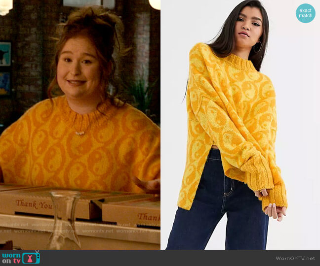 Free People Yin Yang Sweater worn by Ashlyn (Julia Lester) on High School Musical The Musical The Series