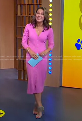 Ginger's pink ribbed knit dress on Good Morning America