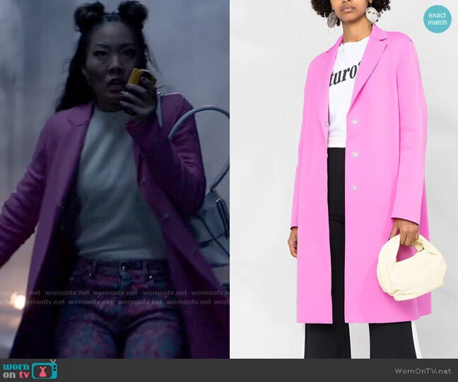 Harris Wharf Pink Coat worn by Mary Hamilton (Nicole Kang) on Batwoman