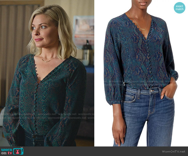 WornOnTV: Stephanie’s green snake print blouse on Good Witch | Kylee ...