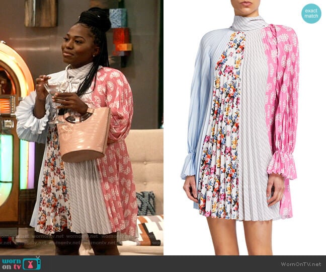 MSGM Pleated Tie-Neck Paneled Swing Dress worn by Harper (Laci Mosley) on iCarly