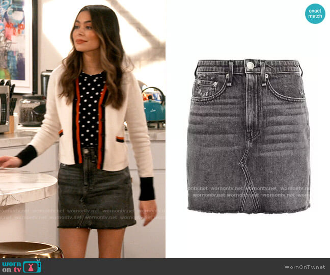 Rag & Bone Distressed denim mini skirt worn by Carly Shay (Miranda Cosgrove) on iCarly