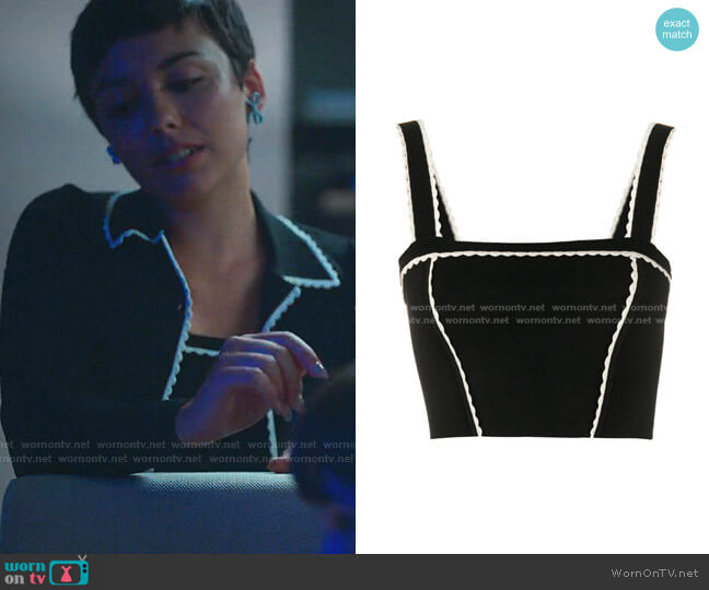 Lea Scalloped Cropped Tank Top by Sandro worn by Ari Blanco (Carla Diaz) on Elite