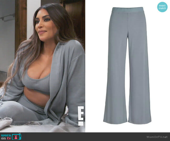 Sleep Pants in Slate by Skims worn by Kim Kardashian  on Keeping Up with the Kardashians