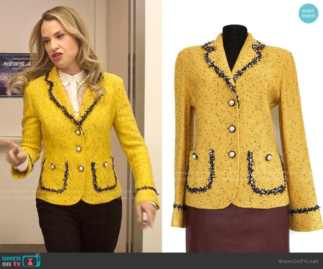 St John Collection Yellow Tweed Jacket worn by Georgina Meriwether (Leslie Grossman) on Love Victor