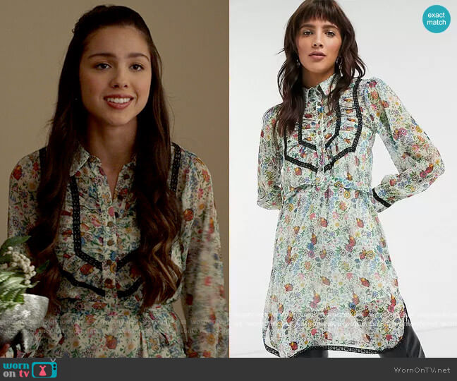 Topshop IDOL shirt dress with ruffle detail in floral print worn by Nini (Olivia Rodrigo) on High School Musical The Musical The Series