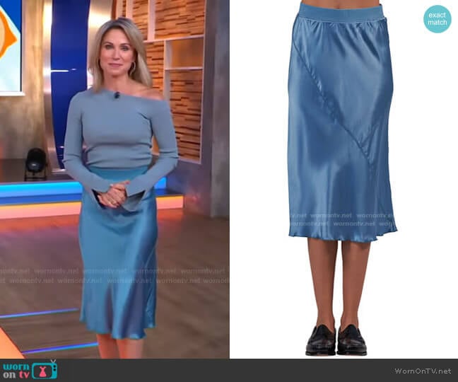 WornOnTV: Amy’s blue one off-shoulder top and satin skirt on Good ...