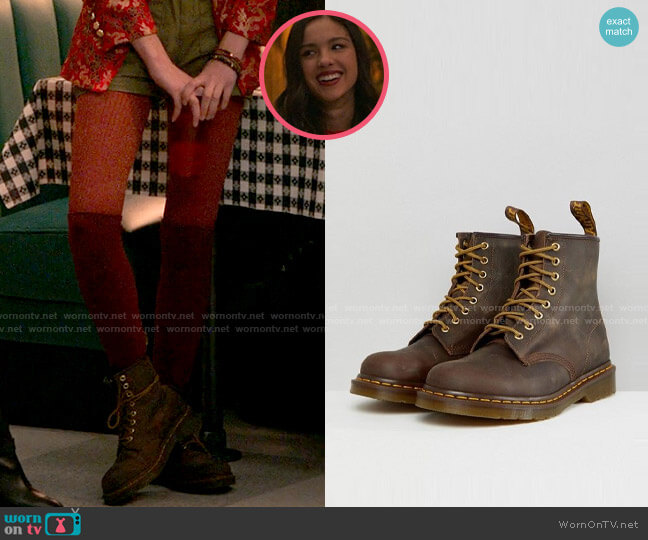 Dr Martens 1460 8-eye boots in brown worn by Nini (Olivia Rodrigo) on High School Musical The Musical The Series