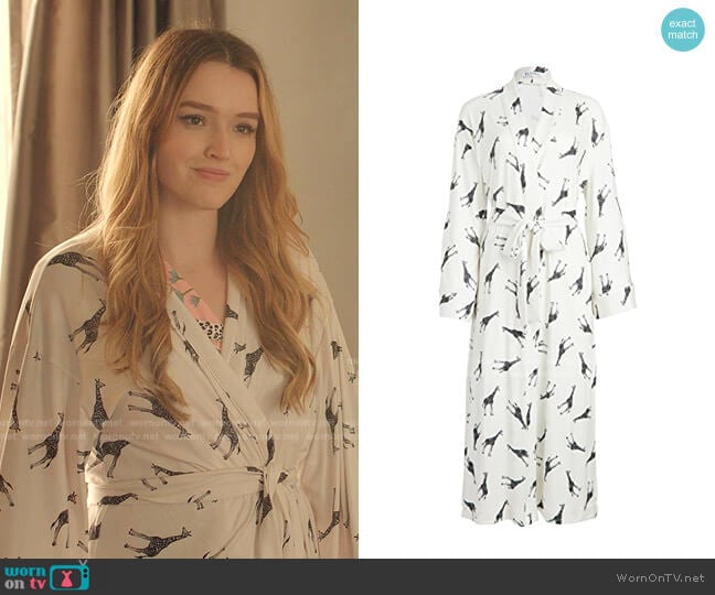 Kimono in Ivory Giraffe by Mason Grey worn by Kirby Anders (Maddison Brown) on Dynasty