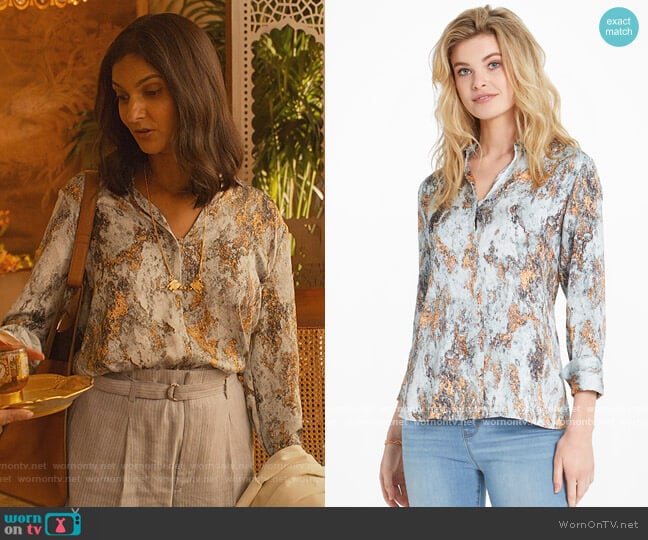 Globe Trotter Blouse by Nic & Zoe worn by Nalini Vishwakumar (Poorna Jagannathan) on Never Have I Ever