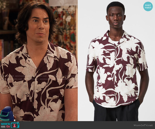 All Saints Jardin Shirt worn by Spencer Shay (Jerry Trainor) on iCarly