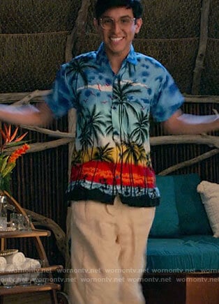 Carlos's tropical shirt on High School Musical The Musical The Series