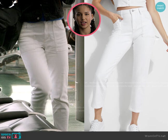 Guess Straight-Leg Carpenter Jeans worn by Gina (Sofia Wylie) on High School Musical The Musical The Series