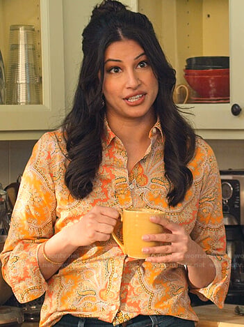 Kamala's yellow paisley print blouse on Never Have I Ever