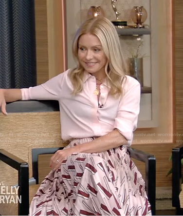 Kelly’s pink printed pleated skirt on Live with Kelly and Ryan